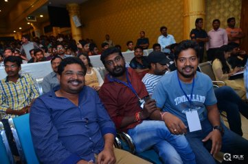Loafer Movie Platinum Disc Function